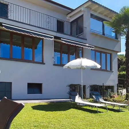 Appartamento Casa 24 - Trilocale Con Vista Lago, Giardino E Idromassaggio Gonfiabile Arizzano