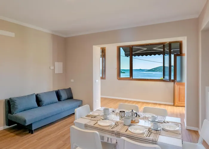 Appartement Casa 24 - Trilocale Con Vista Lago, Giardino E Idromassaggio Gonfiabile *