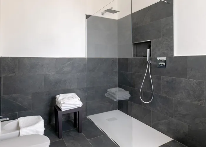 Casa 24 - Trilocale Con Vista Lago, Giardino E Idromassaggio Gonfiabile Appartement Arizzano